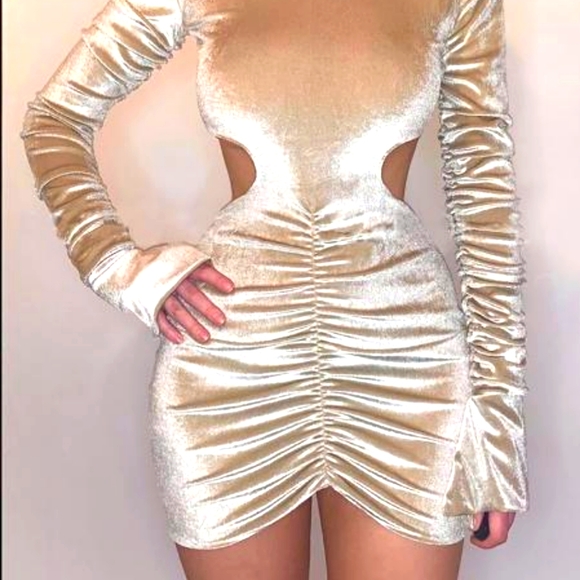 Velvet dress - Picture 2 of 2